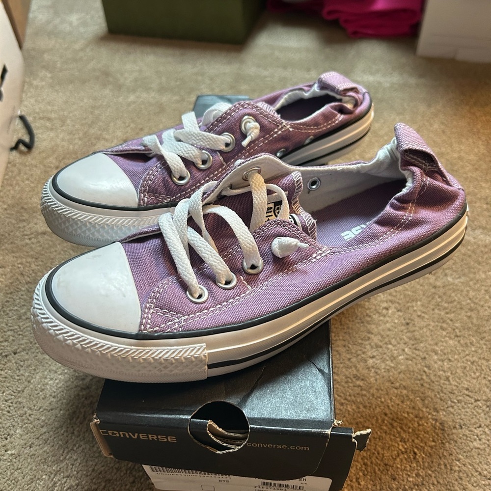 NIB Converse Shoreline lilac canvas shoes, size 6